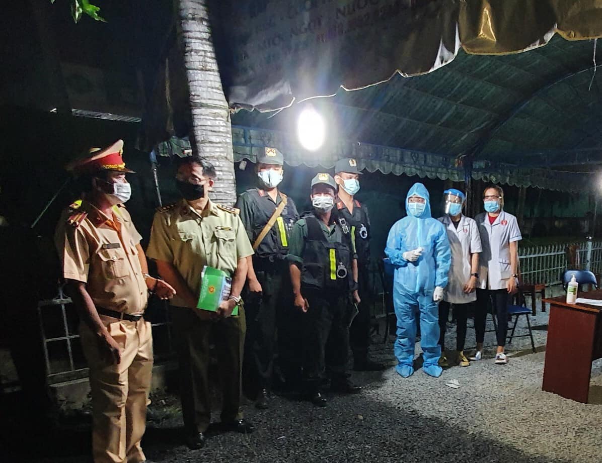 Quản lý thị trường TP Hồ Chí Minh kích hoạt chế độ cao điểm kiểm tra, phòng, chống dịch Covid-19